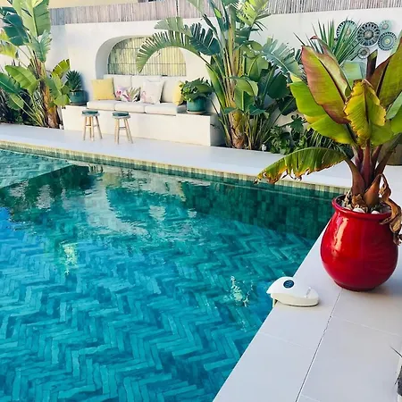 Prázdninový dům Alisa Avec Piscine Privee *