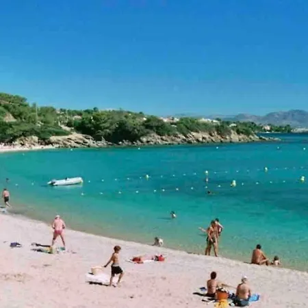 Prázdninový dům Alisa Avec Piscine Privee Roquebrune-sur Argens